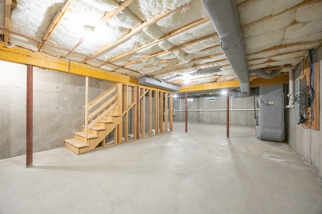 4 Lowell Drive, Unit 4 Hopkinton, MA 01748 - Photo 27 of 33