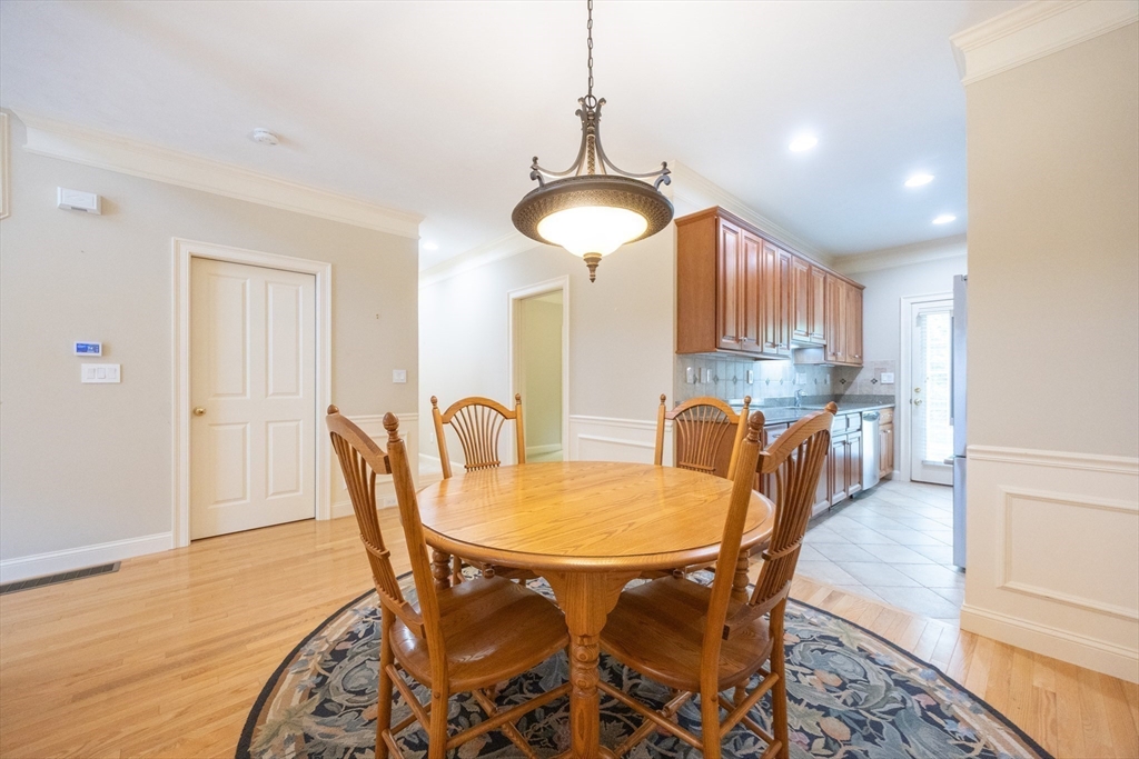 4 Lowell Drive, Unit 4 Hopkinton, MA 01748 - Photo 10 of 33