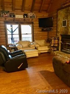 211 Gator Ridge Road Topton, NC 28781 - Photo 3 of 17
