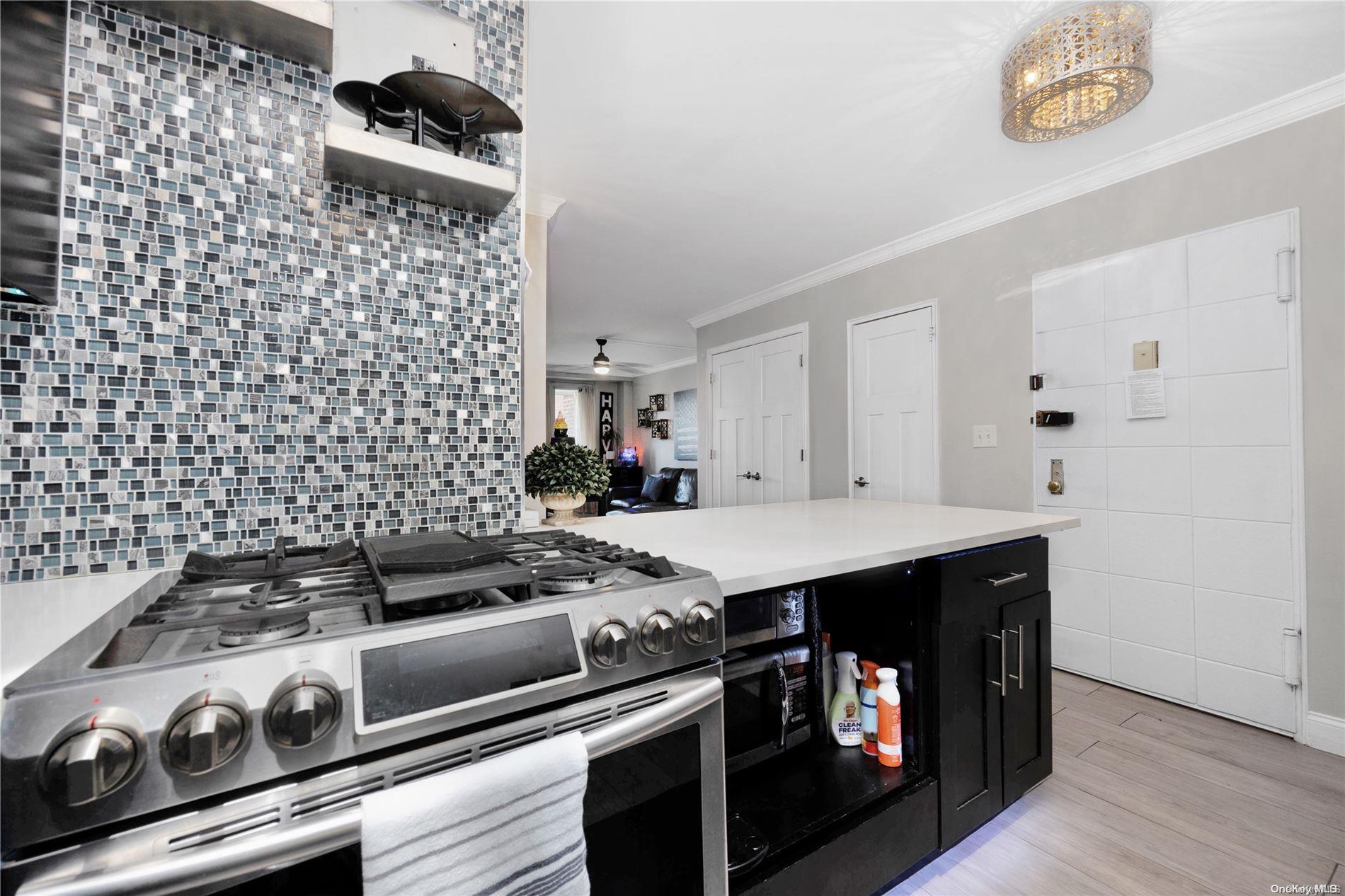 98-05 63rd Road, Unit 10C Queens, NY 11374 - Photo 4 of 16 Gallery Image 4