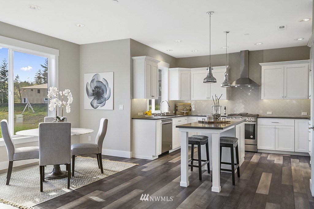 7701 Connells Prairie Road Bonney Lake, WA 98391 - Photo 11 of 24 Gallery Image 11