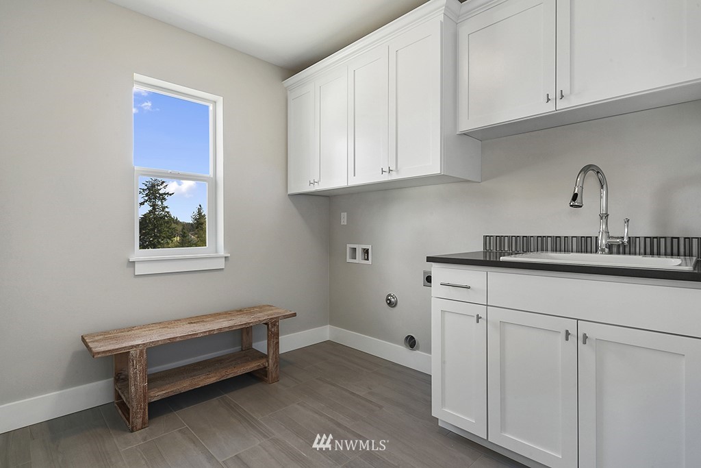 7701 Connells Prairie Road Bonney Lake, WA 98391 - Photo 19 of 24 Gallery Image 19