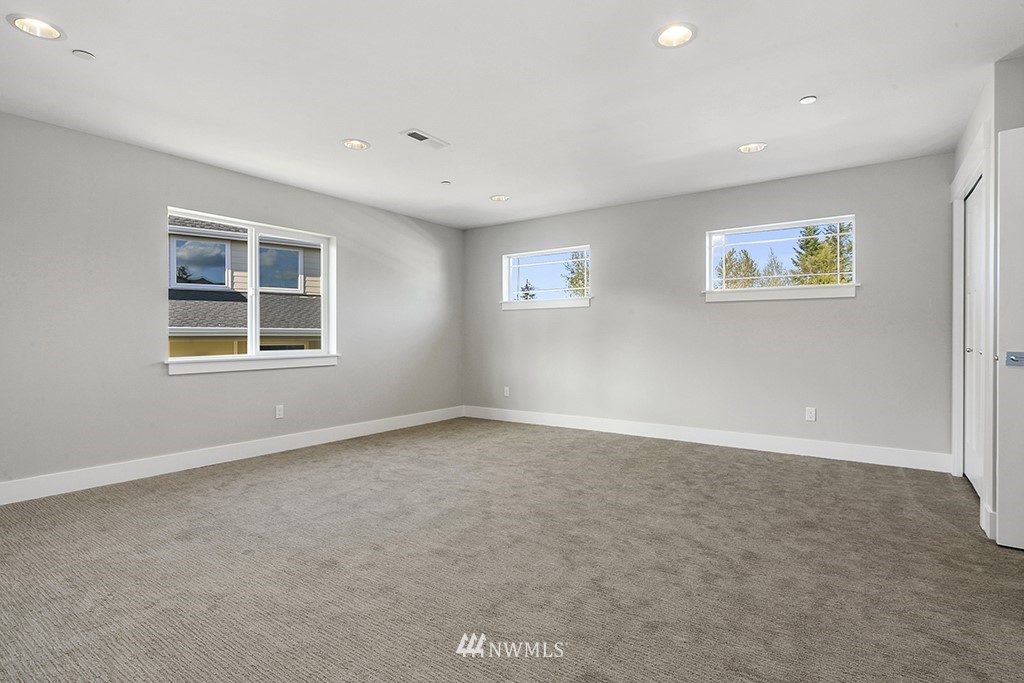7701 Connells Prairie Road Bonney Lake, WA 98391 - Photo 22 of 24 Gallery Image 22