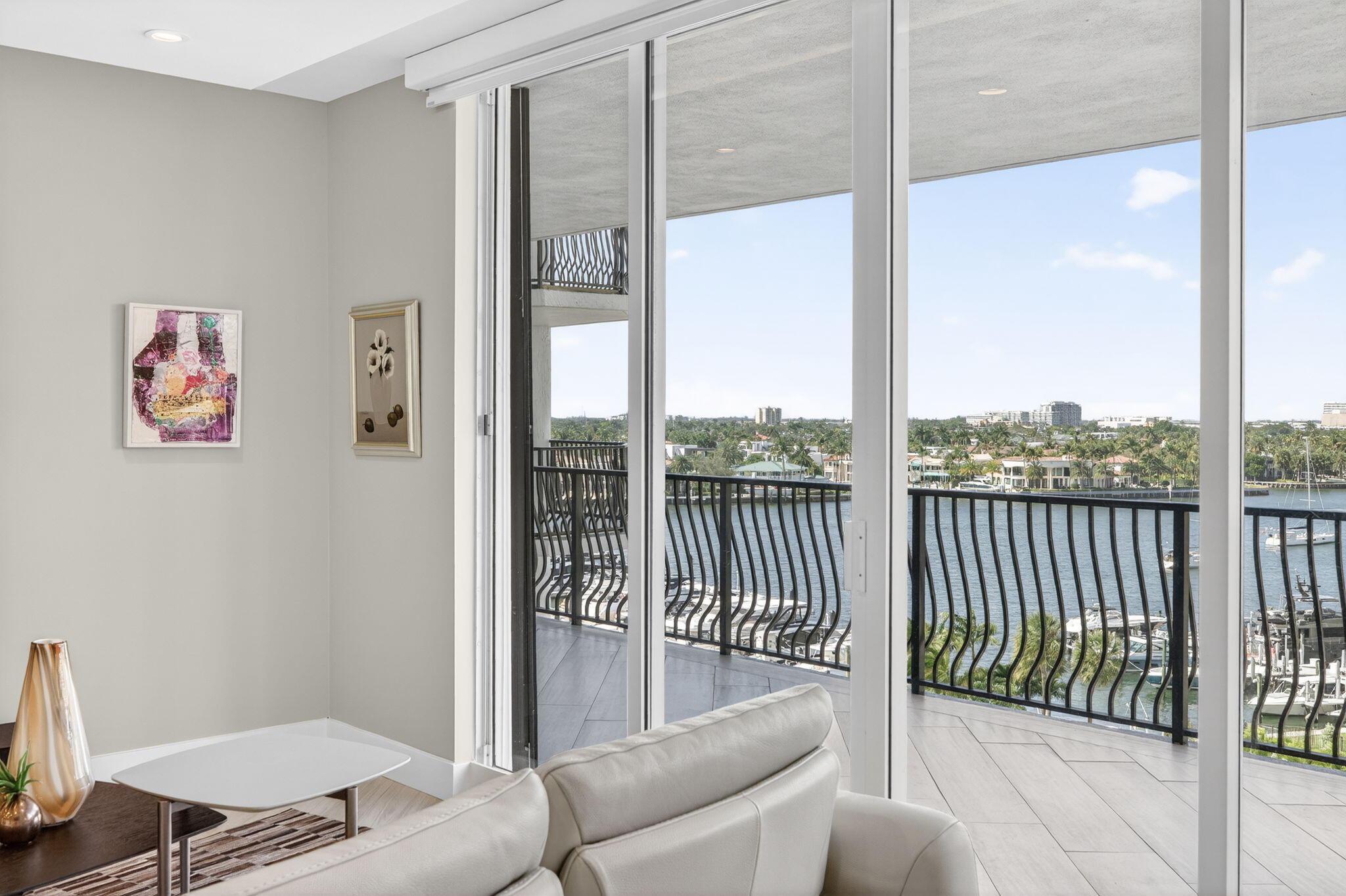 100 South Birch Road, Unit 803 Fort Lauderdale, FL 33316 - Photo 2 of 57 a balcony with furniture