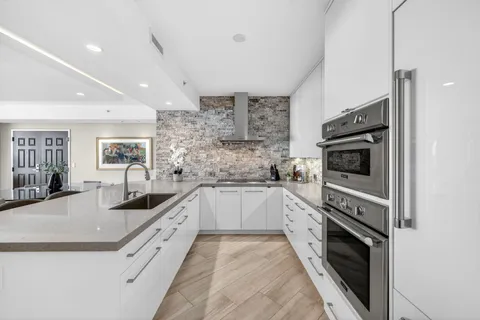 $1,069,000 | 100 South Birch Road, Unit 803, Fort Lauderdale, FL 33316