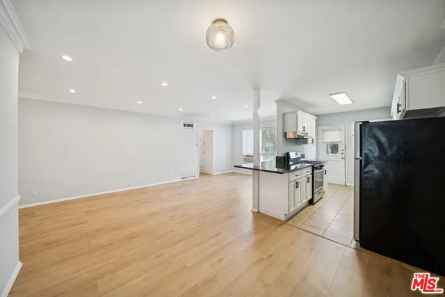 $2,850 | 1270 Havenhurst Drive, Unit 12, West Hollywood, CA 90046