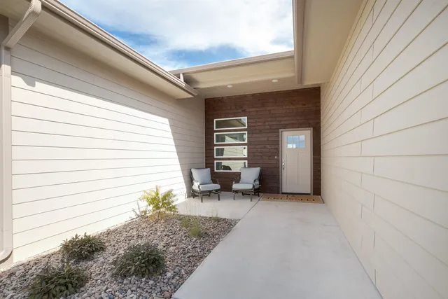 $390,000 | 4410 North Sunny Lane, Wichita, KS 67205