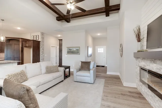 $390,000 | 4410 North Sunny Lane, Wichita, KS 67205