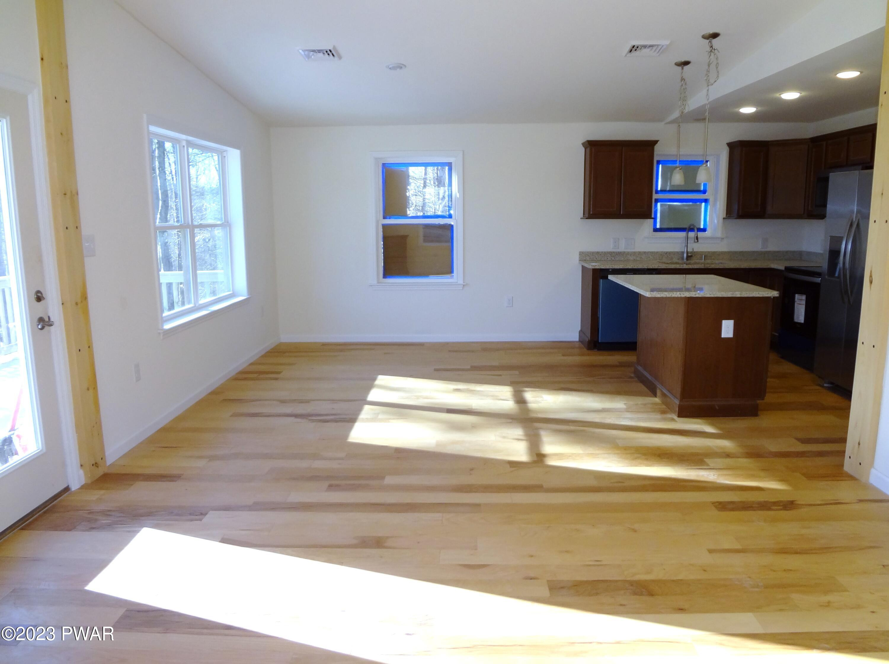 939 Hibernation Road Lake Ariel, PA 18436 - Photo 12 of 44