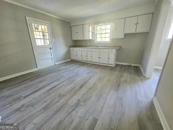 $1,250 | 1555 Dexter Avenue, Macon, GA 31204