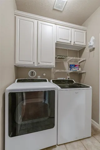 $2,300 | 4220 John's Light Drive, Austin, TX 78727