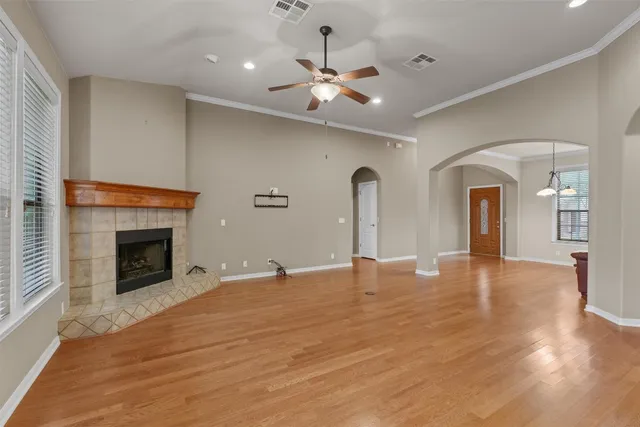 $2,300 | 4220 John's Light Drive, Austin, TX 78727
