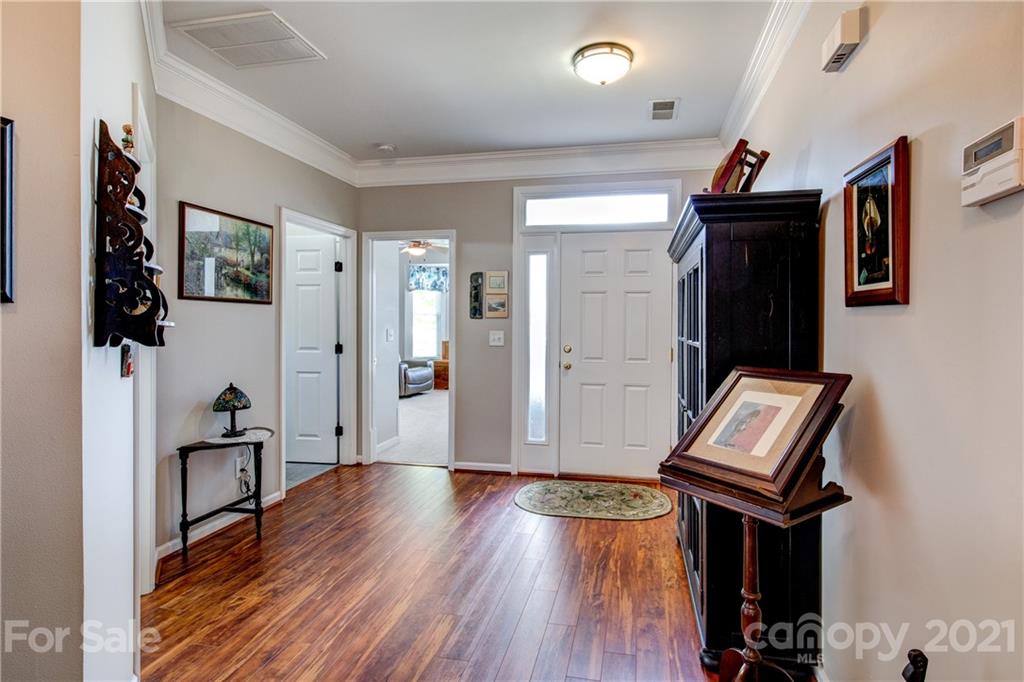 1014 Platinum Drive Fort Mill, SC 29708 - Photo 3 of 26 Gallery Image 3
