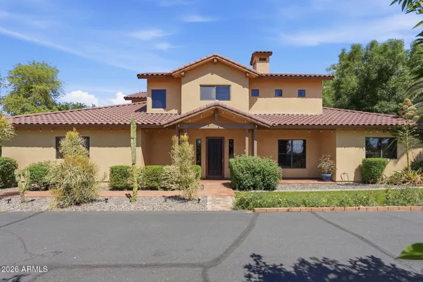 $2,100,000 | 2634 North 52nd Street, Phoenix, AZ 85008