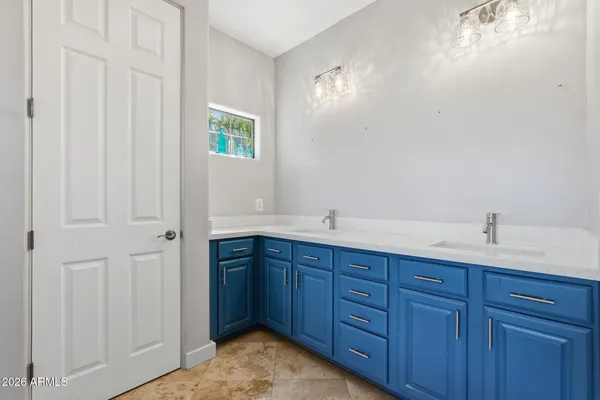 $2,100,000 | 2634 North 52nd Street, Phoenix, AZ 85008