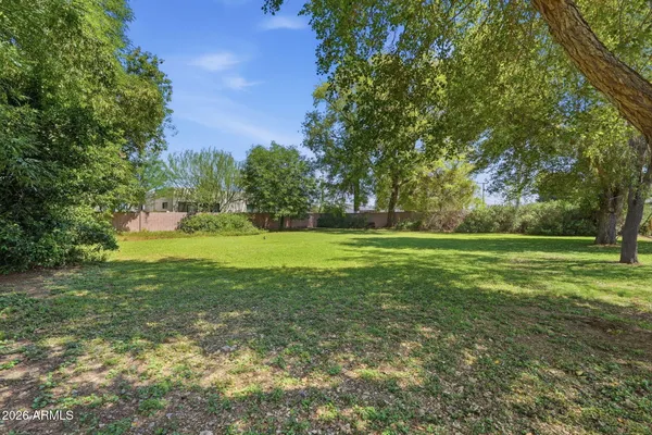 $2,100,000 | 2634 North 52nd Street, Phoenix, AZ 85008