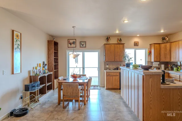 $700,000 | 2460 Valleyview Drive, Clarkston, WA 99403