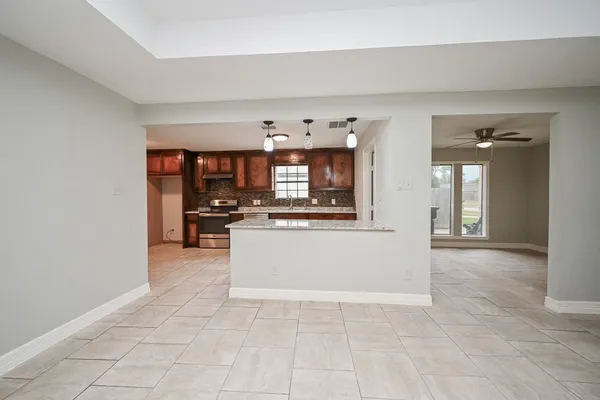 $1,750 | 15723 Creekhaven Drive, Houston, TX 77084