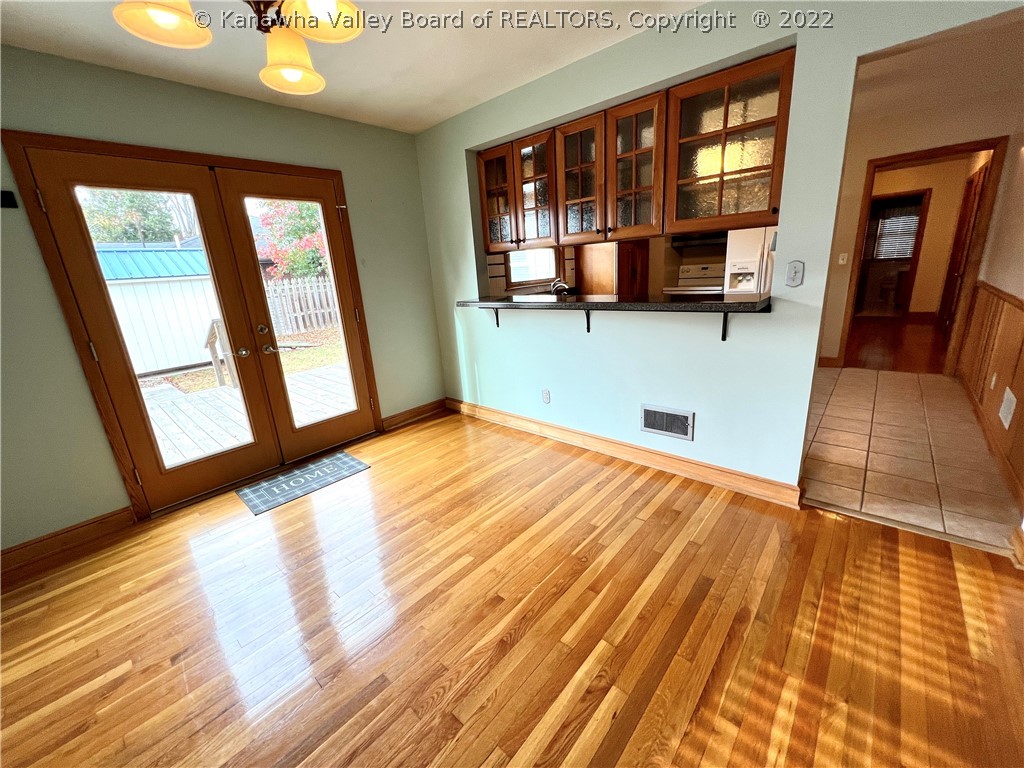 2023 Mason Boulevard Point Pleasant, WV 25550 - Photo 11 of 48 Gallery Image 11