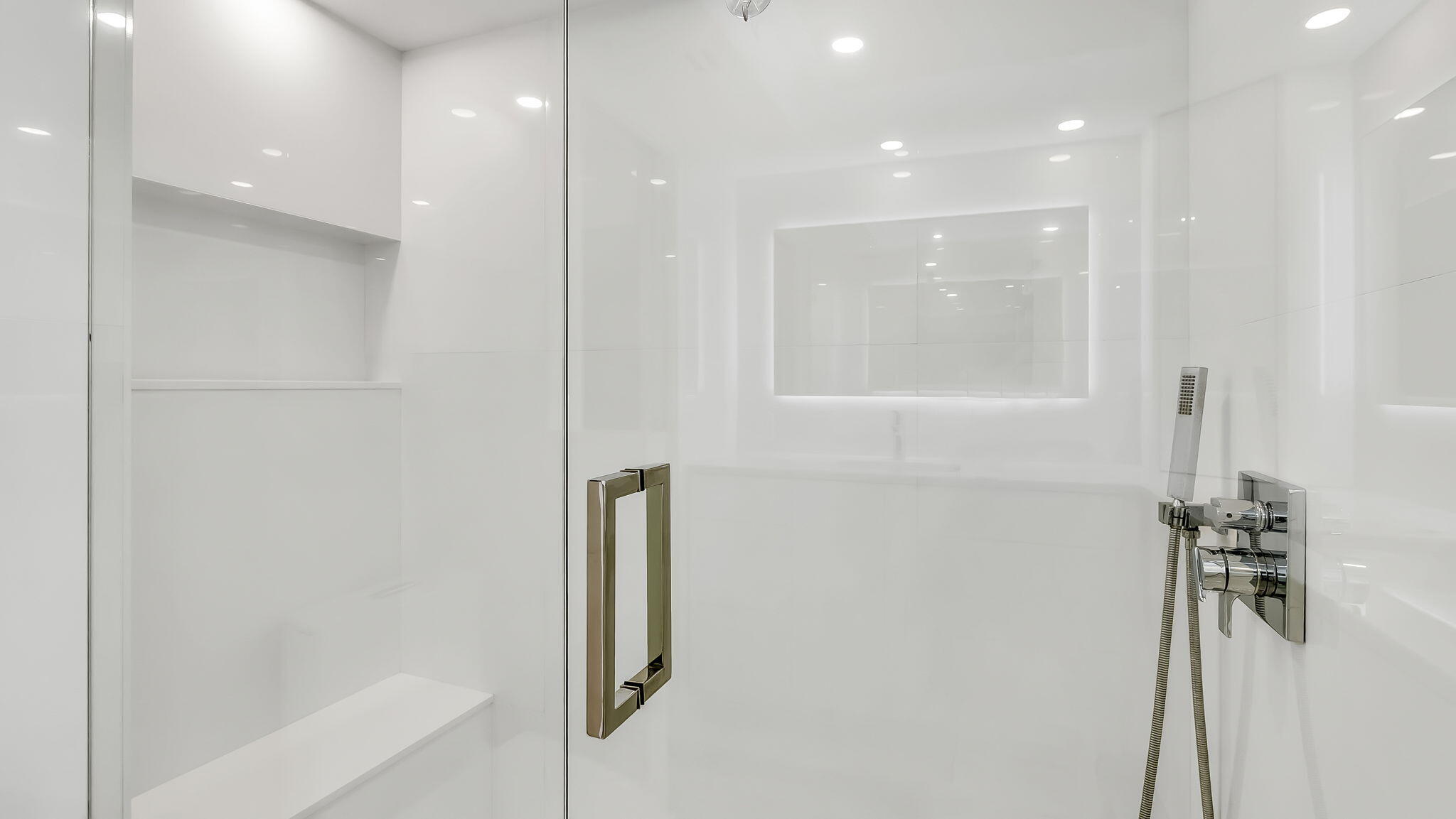 550 South Ocean Boulevard, Unit 1906 Boca Raton, FL 33432 - Photo 24 of 47 Primary Bath
