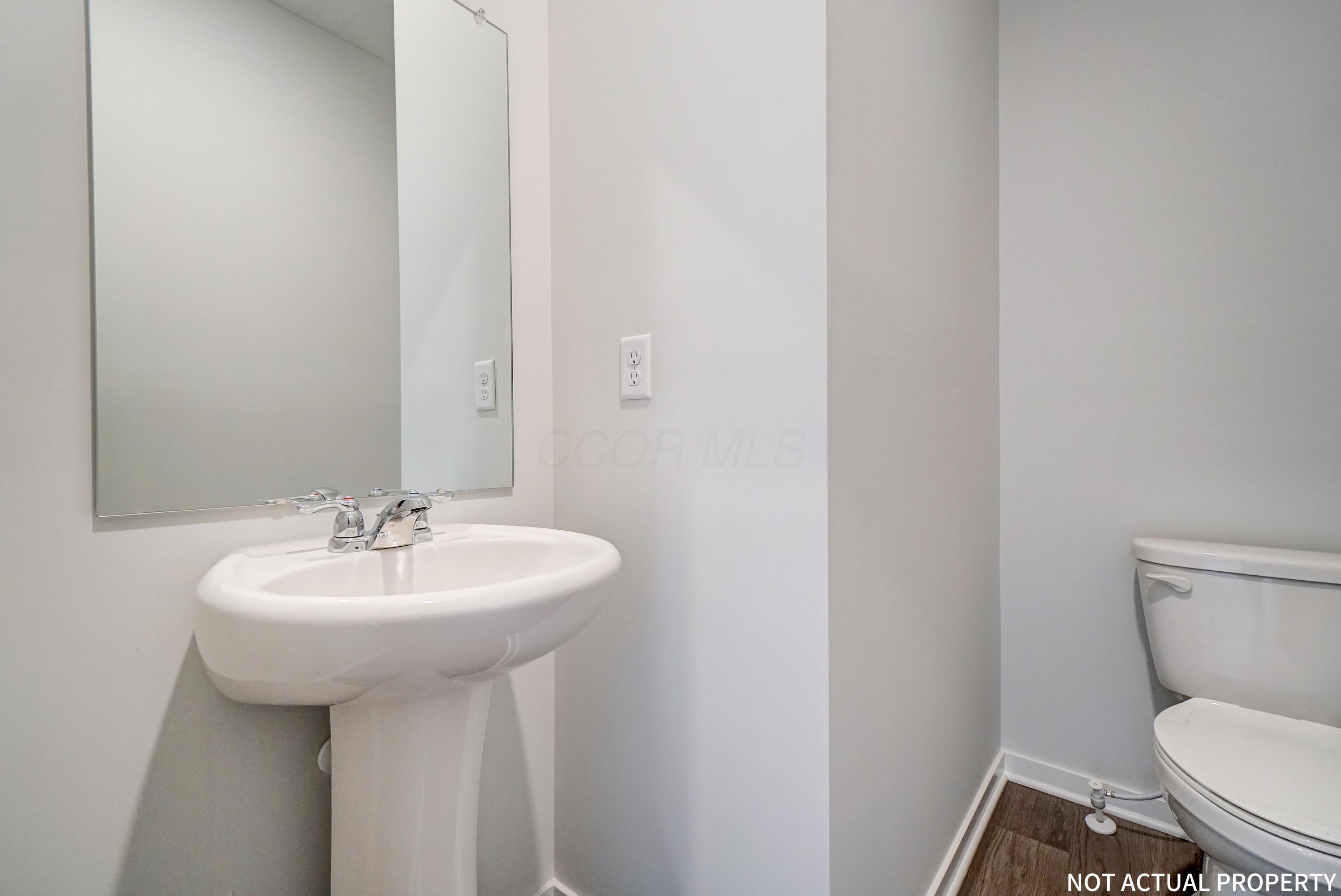 89 Wheatley Street Lithopolis, OH 43136 - Photo 12 of 34 11 Undecorated Half Bath