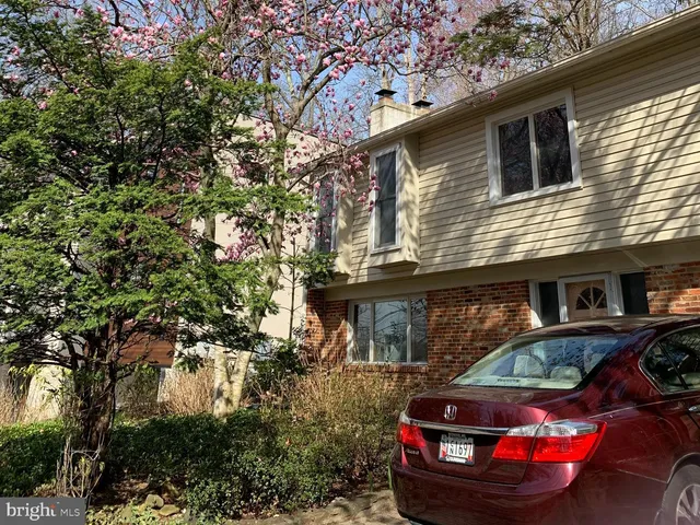 $1,149,000 | 6705 Goldsboro Road, Bethesda, MD 20817