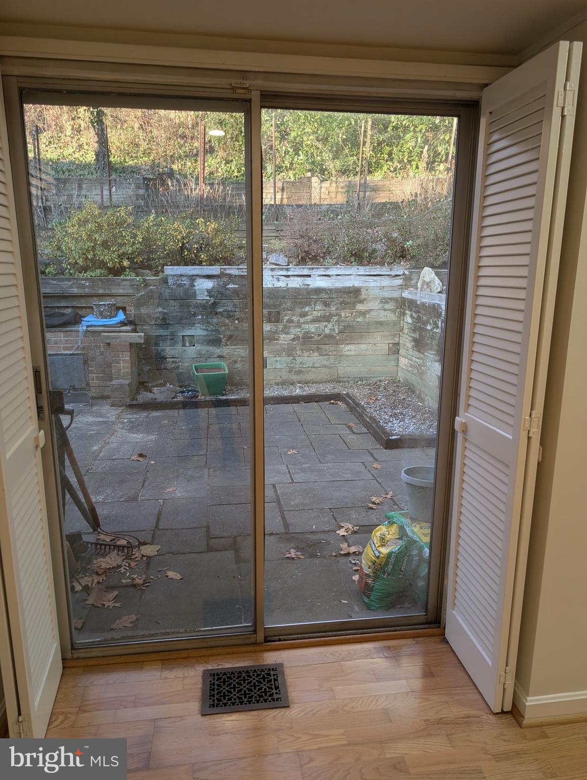 6705 Goldsboro Road Bethesda, MD 20817 - Photo 33 of 60 a view of a glass door