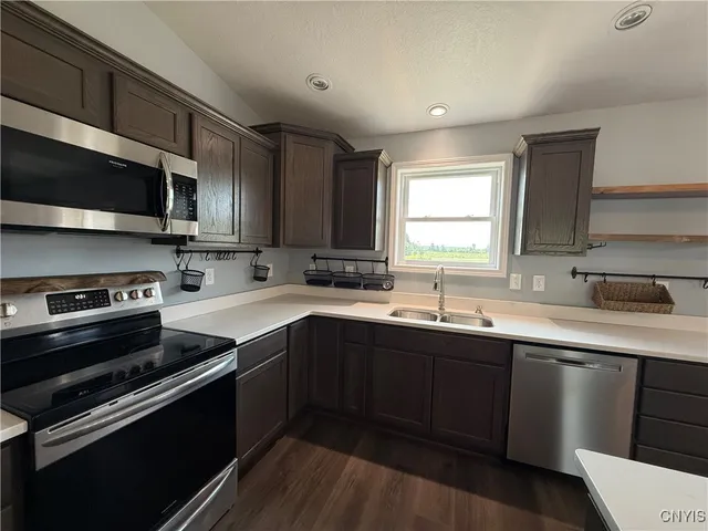 $439,000 | 26618 Keyser Road, Le Ray, NY 13637