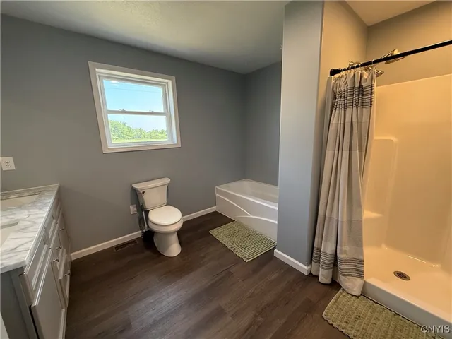 $439,000 | 26618 Keyser Road, Le Ray, NY 13637