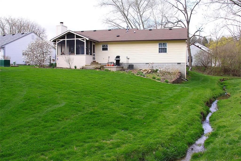 3163 Valley Farms Road Indianapolis, IN 46214 - Photo 3 of 13 Gallery Image 3