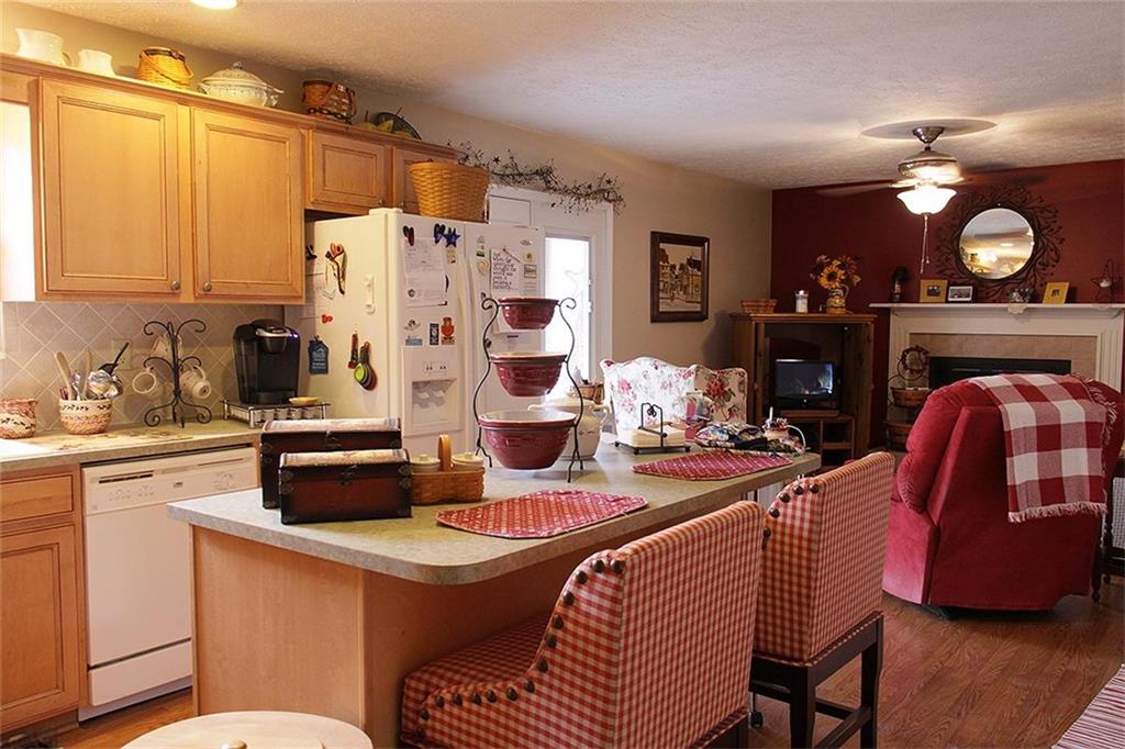3163 Valley Farms Road Indianapolis, IN 46214 - Photo 6 of 13 Gallery Image 6