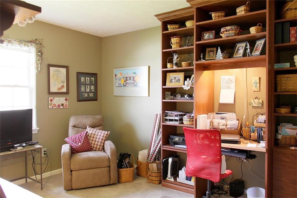 3163 Valley Farms Road Indianapolis, IN 46214 - Photo 9 of 13 Gallery Image 9