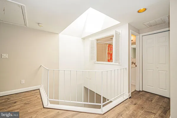 $400,000 | 8807 Rustburg Circle, Montgomery Village, MD 20886