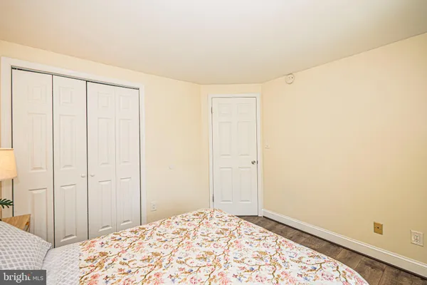 $400,000 | 8807 Rustburg Circle, Montgomery Village, MD 20886