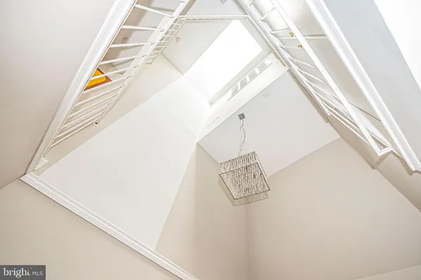 $400,000 | 8807 Rustburg Circle, Montgomery Village, MD 20886