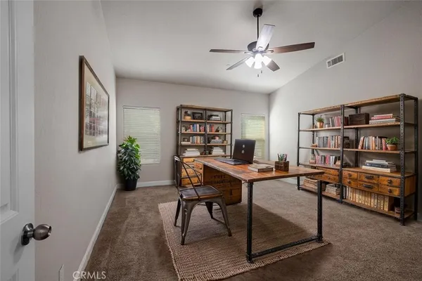 $525,000 | 2027 West Babcock Avenue, Visalia, CA 93291