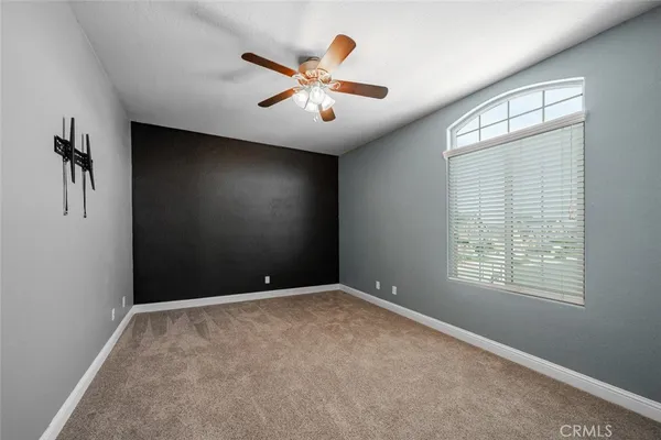 $525,000 | 2027 West Babcock Avenue, Visalia, CA 93291