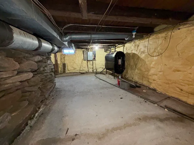 $398,800 | 2443 Route 100b Moretown Vt 05660, Moretown, VT 05660