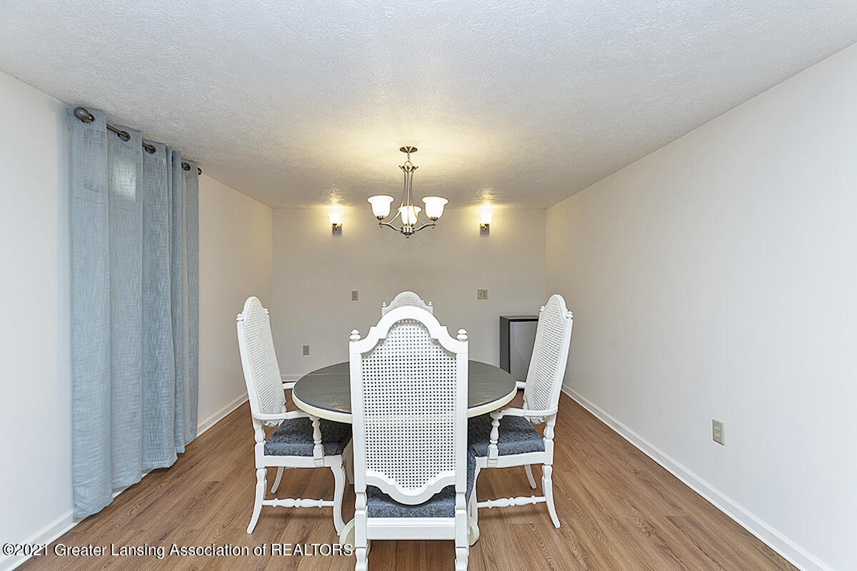 1337 Marble Road East Lansing, MI 48823 - Photo 17 of 26 17