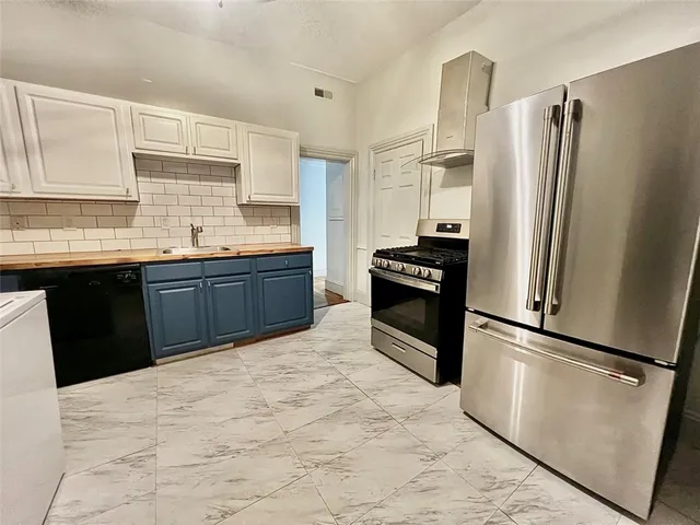 $1,600 | 130 Cypress Street, Unit R3, Providence, RI 02906