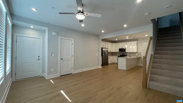 $2,400 | 809 Wesley Lane, Unit A, Charlottesville, VA 22911