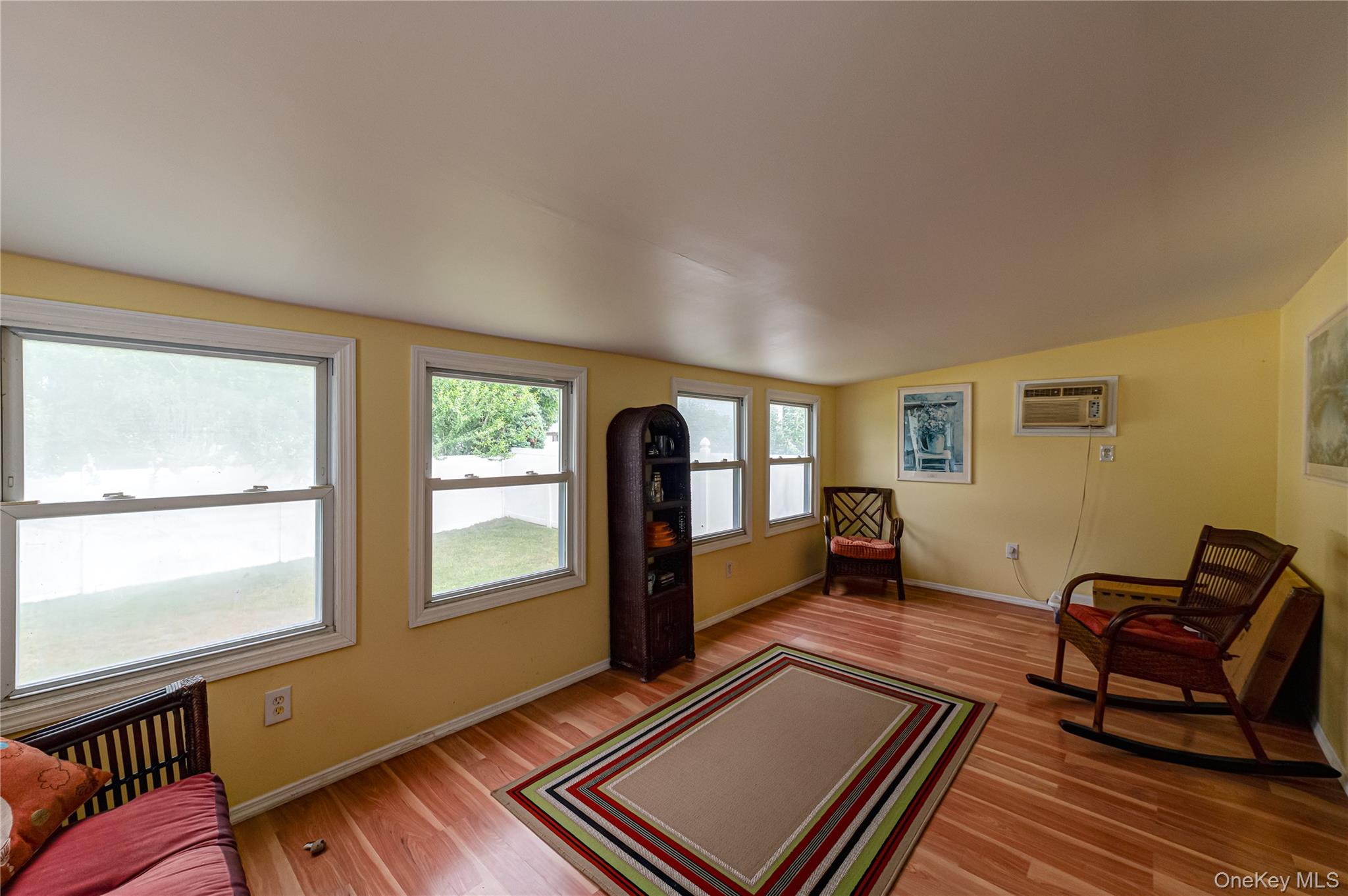 11 Spruce Street Islip, NY 11751 - Photo 11 of 36