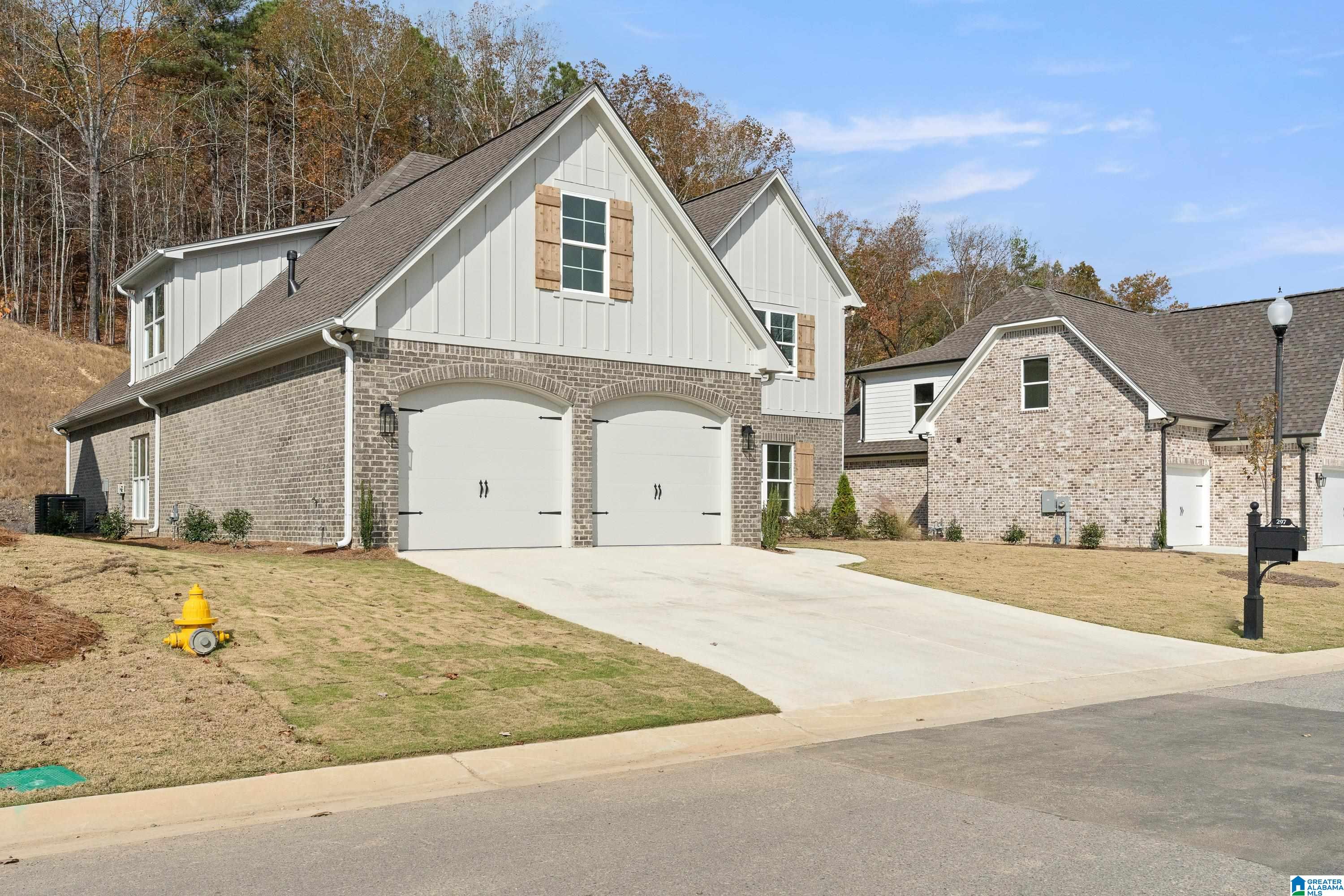 297 Kinross Circle Pelham, AL 35124 - Photo 3 of 43