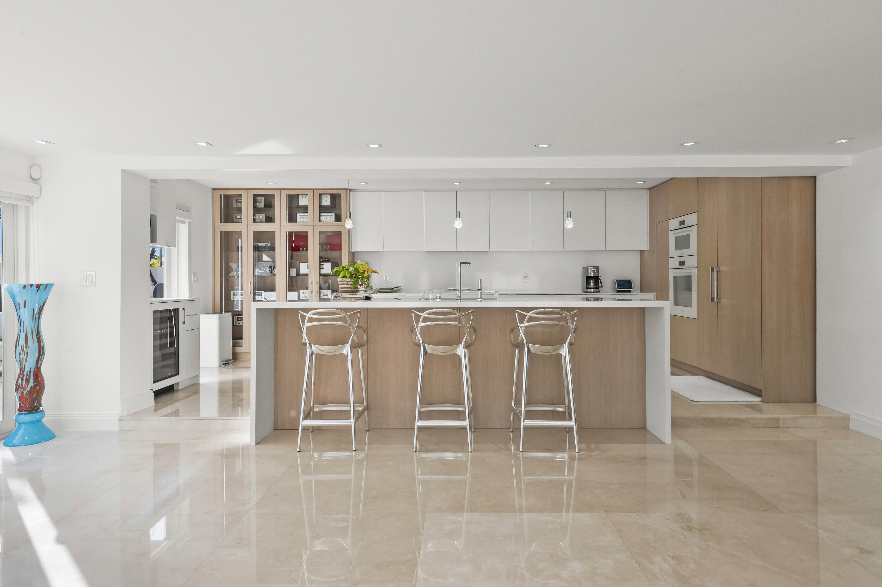 838 West Palmetto Park Road Boca Raton, FL 33486 - Photo 13 of 37 Kitchen