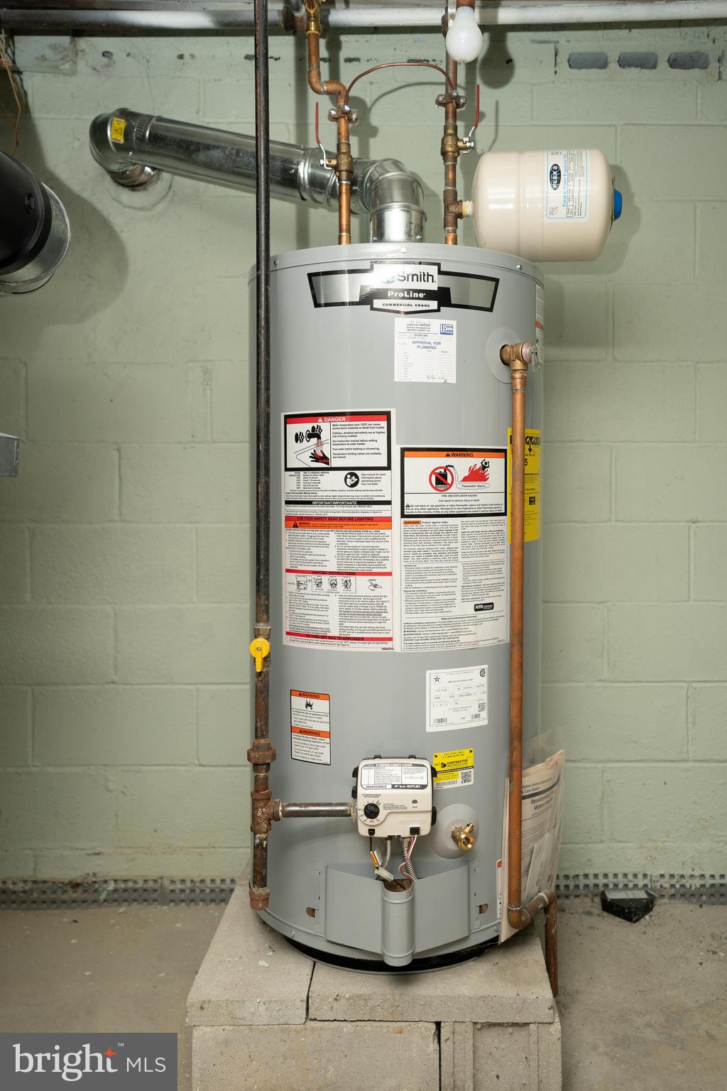 181 Edgebrook Road Robbinsville, NJ 08691 - Photo 65 of 67 Newer Hot Water Heater