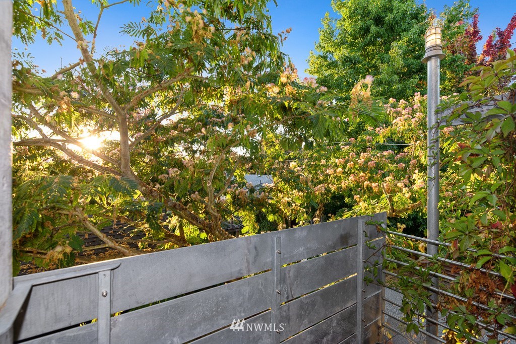 428 Northwest 45th Street Seattle, WA 98107 - Photo 23 of 26 a view of wooden fence and floor