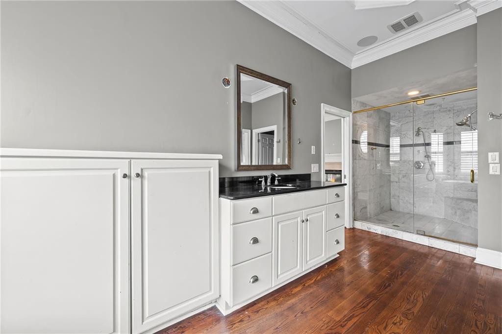 4288 Olde Mill Lane Atlanta, GA 30342 - Photo 16 of 37