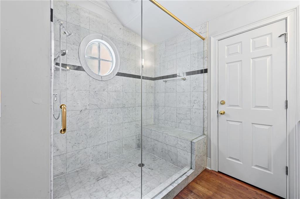 4288 Olde Mill Lane Atlanta, GA 30342 - Photo 23 of 37