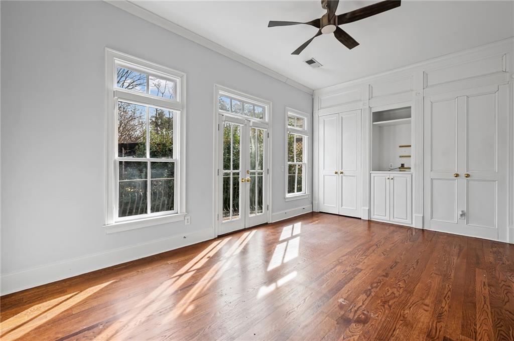 4288 Olde Mill Lane Atlanta, GA 30342 - Photo 24 of 37