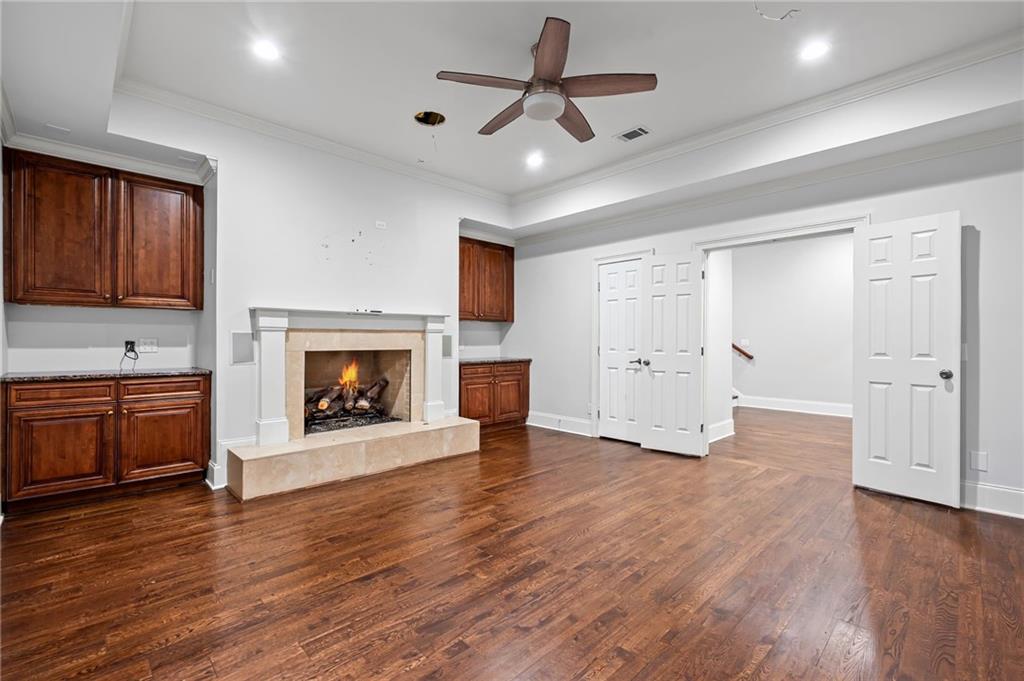 4288 Olde Mill Lane Atlanta, GA 30342 - Photo 27 of 37